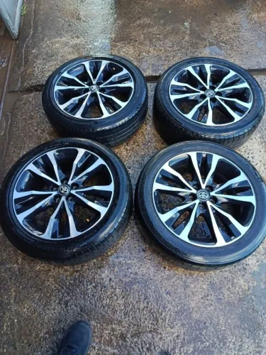 JOGO DE RODAS TOYOTA COROLLA - ARO 17