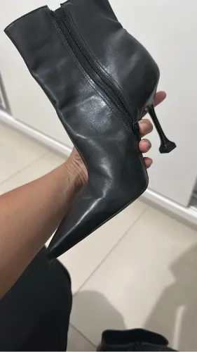 Bota Arezzo TAM 36