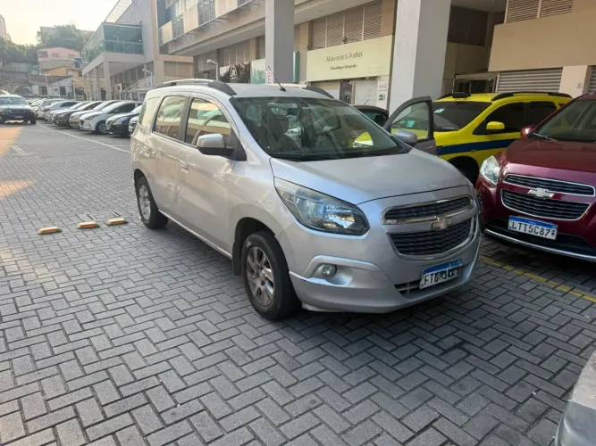 Chevrolet Spin LTZ 1.8 8V Econo.flex 5P Mec. 2016