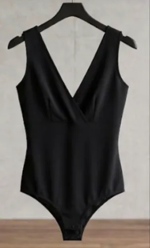 Body Demillus Preto, 52