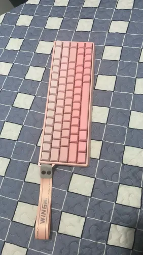 Vendo teclado magnético Aula Win 68 he series