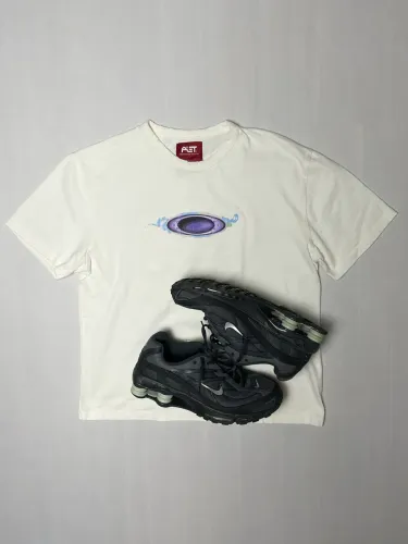 Camiseta Piet / Tênis Nike Shox Ride 2