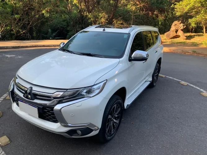 Mitsubishi Pajero Sport HPE 2.4 4X4 Diesel Aut. 2020