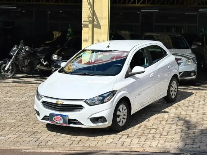 Chevrolet Onix Hatch LT 1.0 8V Flex Power Mec. 4P 2019