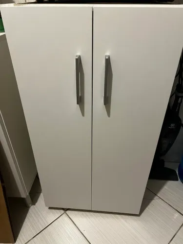 Vendo armário multiuso 