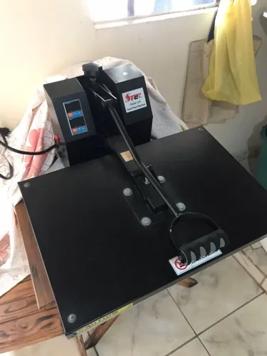 Prensa Térmica STCS Smart 40x60 Sublimação e Transfer - Painel Digital Colorful LCD