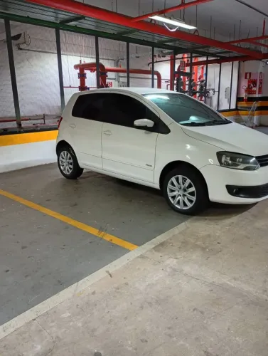 Volkswagen Fox 1.0 MI Total Flex 8V 5P 2014