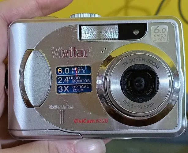 Câmera Digital Vintage Vivitar ViviCam 6320 - Raridade Y2K (Funcionando!)