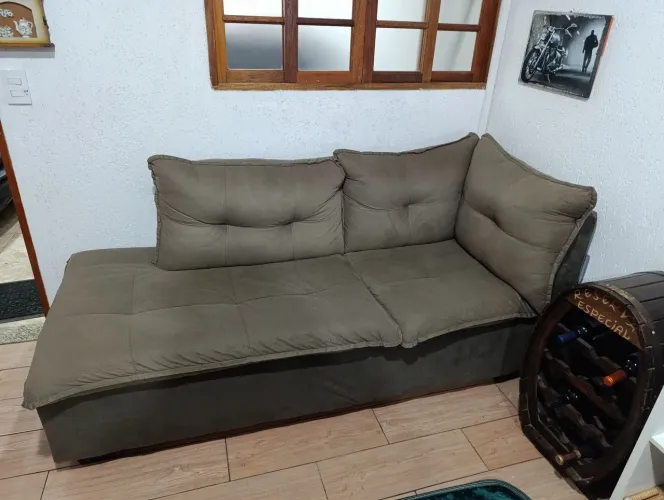 Sofá 5 lugares de canto Marrom em perfeito estado . 