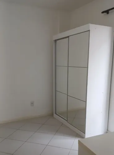 GUARDA ROUPA