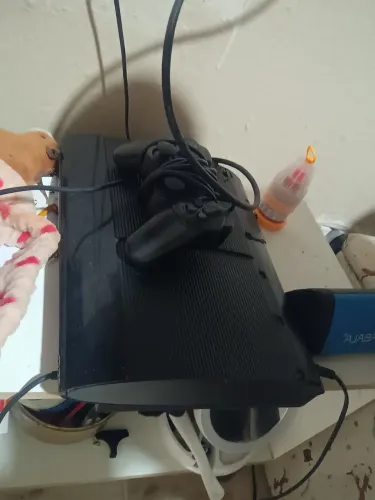 Troco ps3 liga e desliga sozinho por iPhone