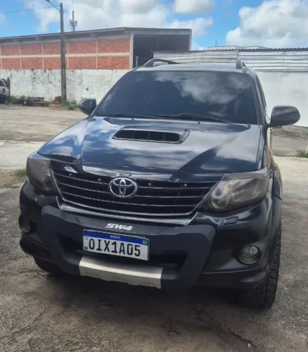 Toyota Hilux SW4 SRV D4-d 4X4 3.0 TDI Dies. AUT 2012