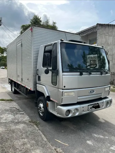 Ford Cargo 815