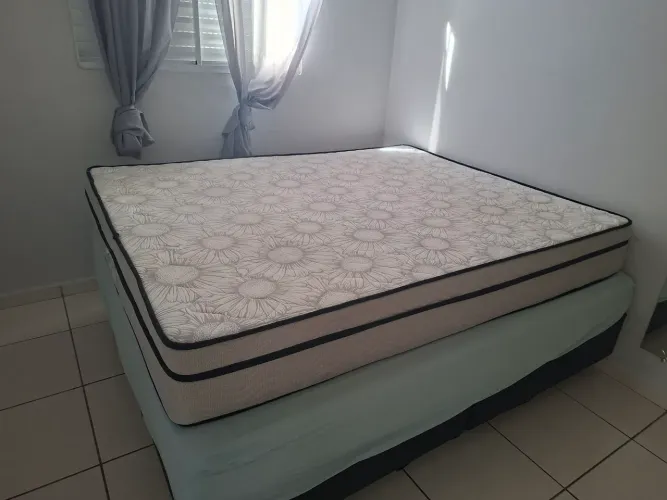 Colchão queen