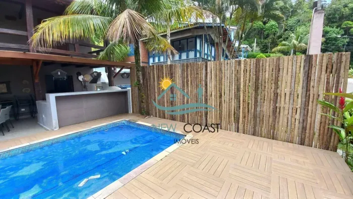 CASA À VENDA  TOQUE TOQUE PEQUENO  SÃO SEBASTIÃO/SP