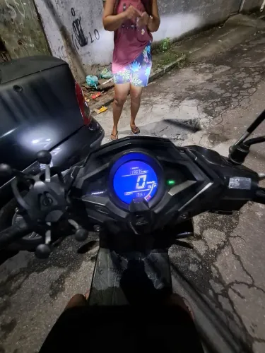 Em otimo estado de conservação .cor cinza metálico 