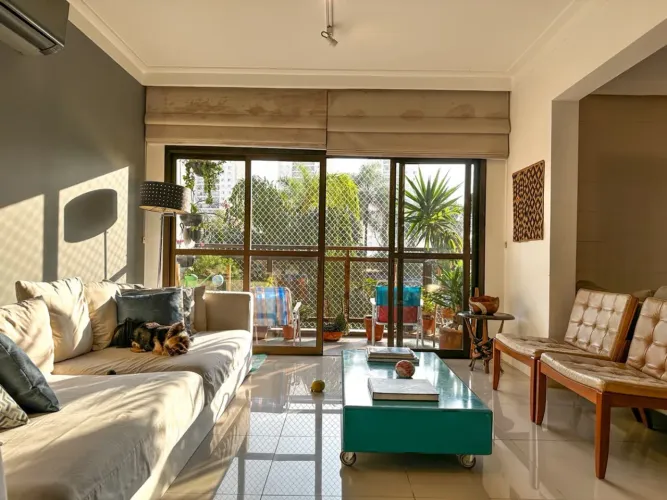 Apartamento para venda em Vila Sofia com 3 quartos, sendo 1 suíte, 147m²