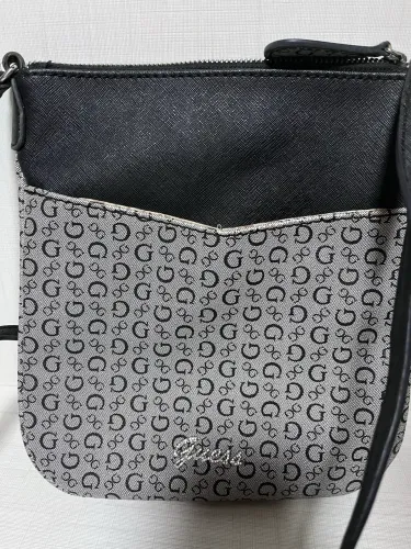 bolsa guess transversal retangular monograma com strass original