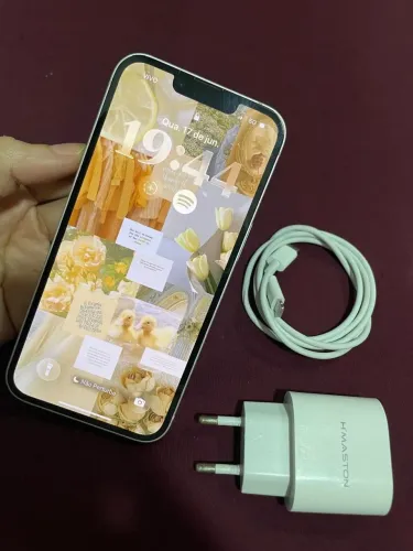 iPhone 13      128g