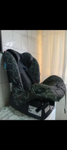 Cadeirinha infantil de carro