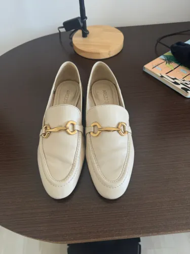MOCASSIM AREZZO OFF WHITE