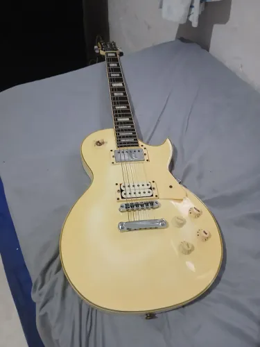 Les paul strinberg clp 79 design usa
