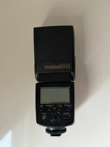 Flash YONGNUO - para NIKON - YN568EX III