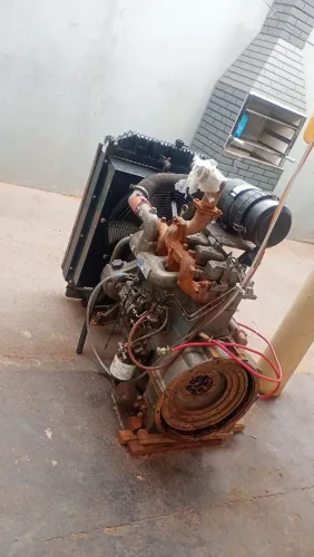Vende se esse motor mwm 229 aspirado 