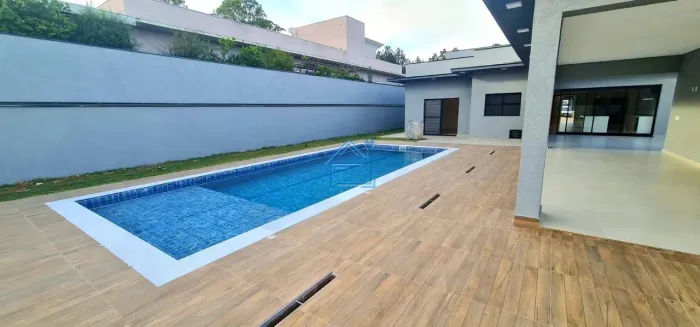 Casa térrea alto padrão no Condomínio Terras de São Lucas