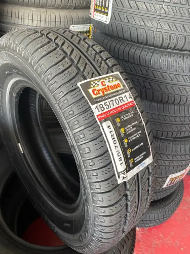 01 pneu 185/70 r14 Crystone remolde novo