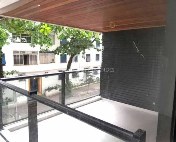 Ipanema- Rua Vinicius de Morais- Cobertura duplex, primeira locação, 2 suítes, lavabo, ter