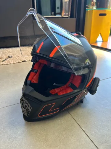 Capacete LS2 Pioneer Tam. 54 + Intercomunicador Cardo Spirit