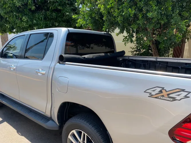 Toyota Hilux CD SRV 4X4 2.8 TDI Diesel Aut. 2019