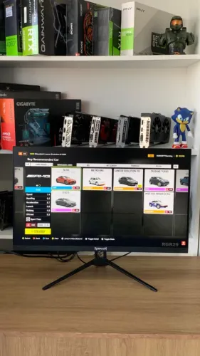 REDRAGON SAPPHIRE 24 POLEGADAS 144HZ