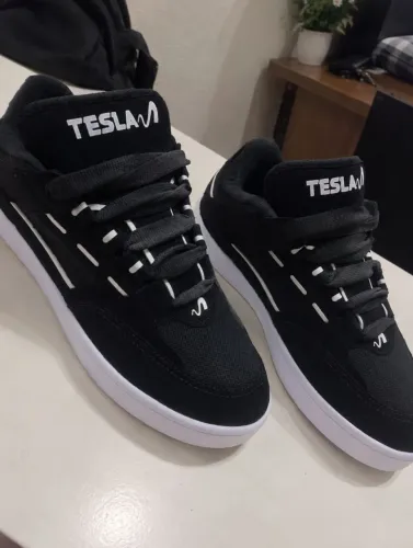 Tênis tesla barato