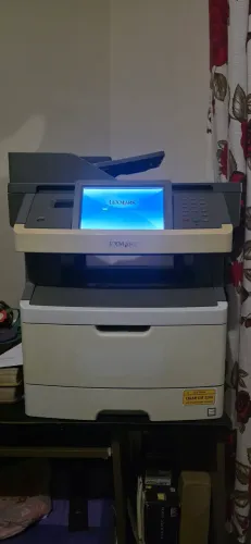 Impressora Lexmark a laser preto e branco