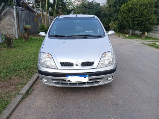 Renault Scenic Privilège Hi-flex 1.6 16V 2010