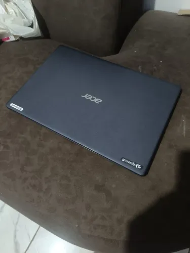 Vendo nootebook Acer windows 11 cor preta
