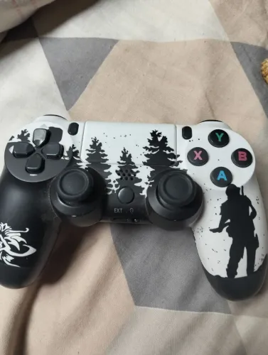 controle de ps4 seminovo temático (Days gone)