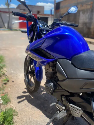 Vende-se MOTO