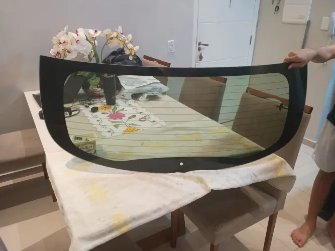 Vidro traseiro Sandero