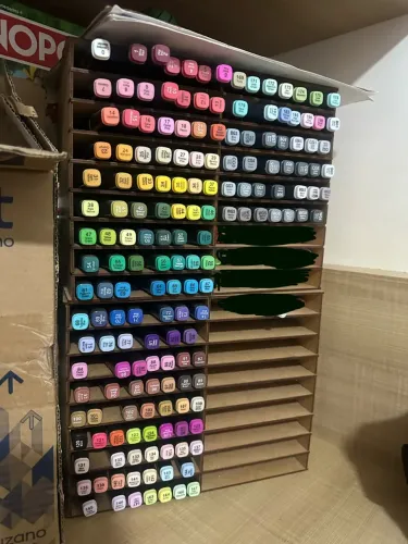 2x Suportes para canetas feito em MDF (Acompanha canetas da foto)