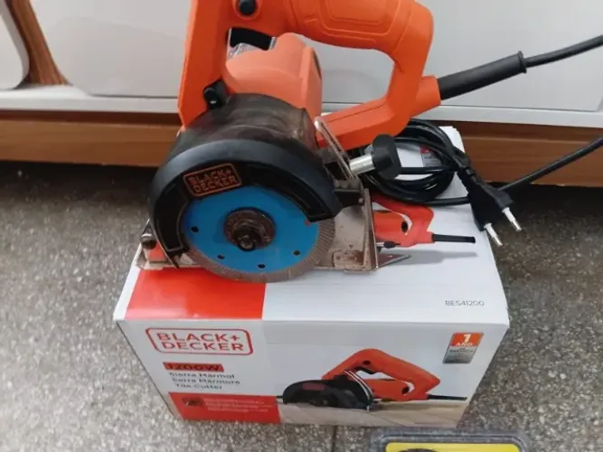 Makita, serra marmore black decker