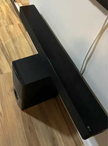 Soundbar LG SNH5 4.1 canais 600W RMS