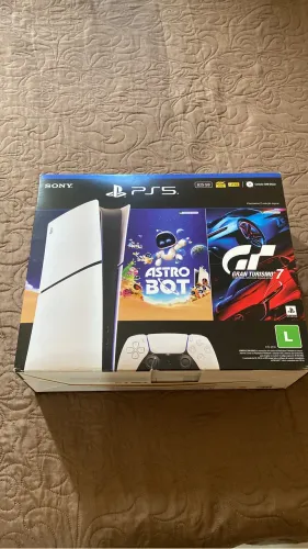 PS5 Digital Edition 825GB + 2 Controles + Caixa Original | Seminovo