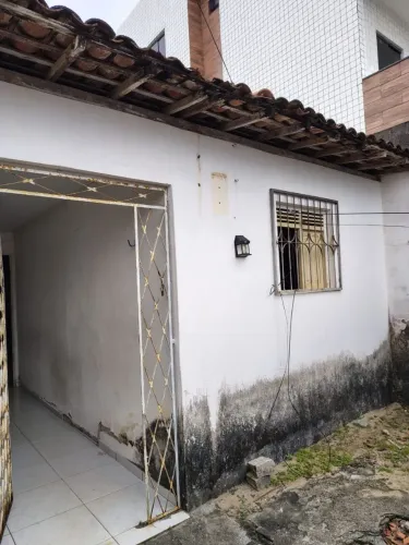 Vendo casa própria no Rangel.