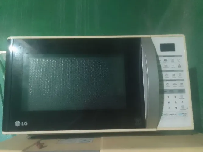 Microondas LG com defeito 