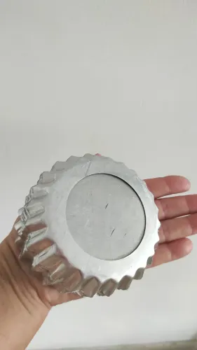 Forminha para tortinha com o fundo removível.