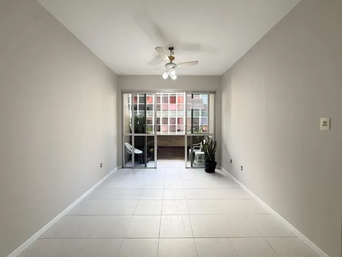Aluguel | Apartamento 2 quartos + depen. | Centro