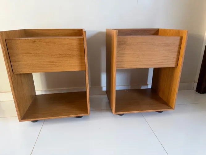 Mesa de cabeceira